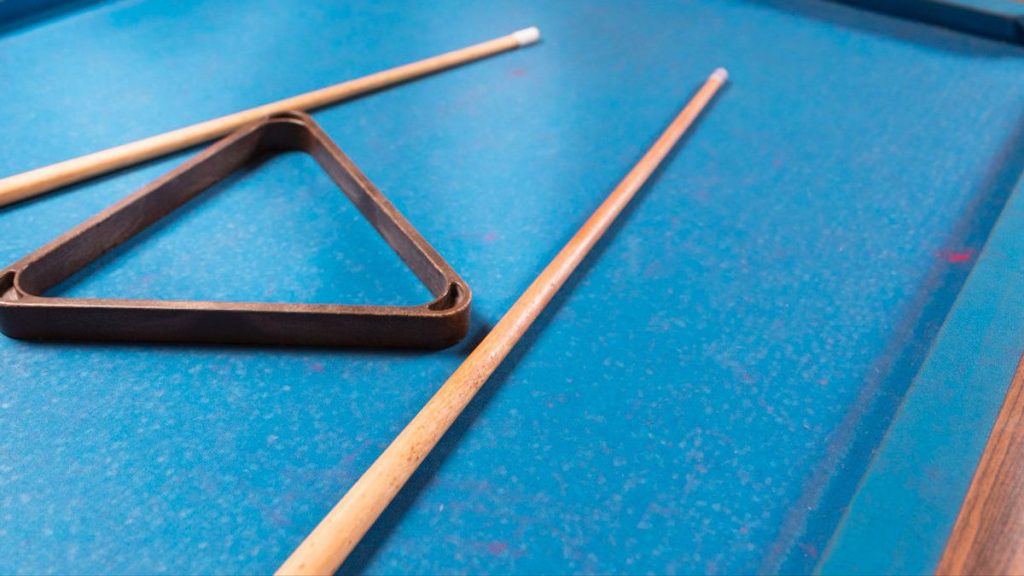 panduan memilih stick billiard